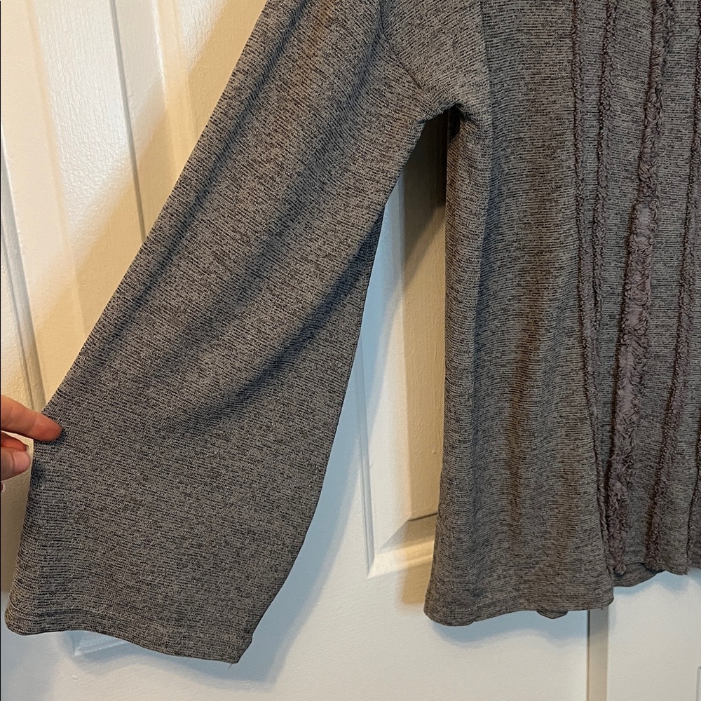Kori America‎ Boutique Long Sleeve Tunic Bell Sleeves Gray Size S - Picture 4 of 8